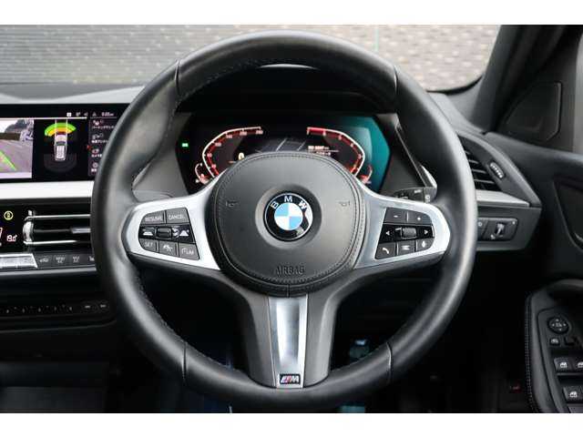 ＢＭＷ １１８ｉ Mスポーツ 大分県 2021(令3)年 2.9万km アルピンホワイトⅢ インテリジェントセーフティ/アダプティブクルーズコントロール/ブラインドスポットモニター/サンルーフ/純正ナビ/ＣａｒＰｌａｙ/Bluetooth/社外ＴＶ/ワイヤレス充電/バックカメラ/黒革/パワーシート/シートヒーター/ＬＥＤヘッドライト/オートハイビーム/純正１８インチＡＷ/ミラー一体型ＥＴＣ/純正ドライブレコーダー