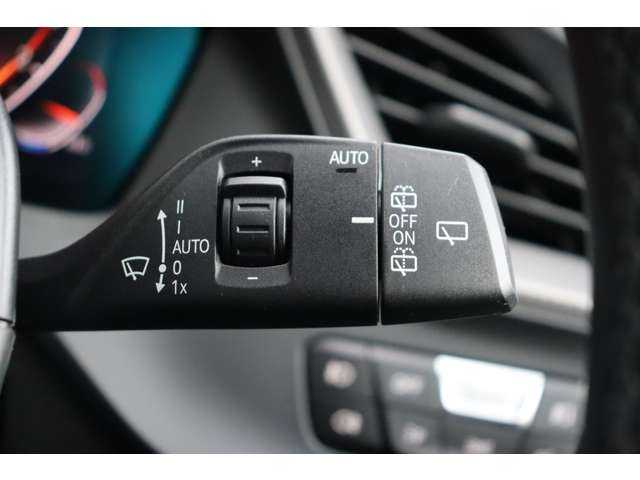 ＢＭＷ １１８ｉ Mスポーツ 大分県 2021(令3)年 2.9万km アルピンホワイトⅢ インテリジェントセーフティ/アダプティブクルーズコントロール/ブラインドスポットモニター/サンルーフ/純正ナビ/ＣａｒＰｌａｙ/Bluetooth/社外ＴＶ/ワイヤレス充電/バックカメラ/黒革/パワーシート/シートヒーター/ＬＥＤヘッドライト/オートハイビーム/純正１８インチＡＷ/ミラー一体型ＥＴＣ/純正ドライブレコーダー