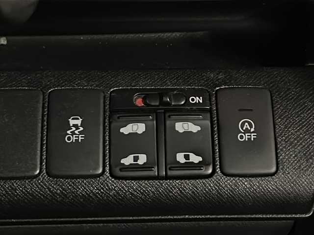 ホンダ ステップワゴン スパーダ Z クールスピリット 京都府 2013(平25)年 10.8万km ホワイトオーキッドパール 〇ワンオーナー/〇純正ナビ/〇スマートキー/〇ドライブレコーダー/〇フロアマット/両側パワースライドドア