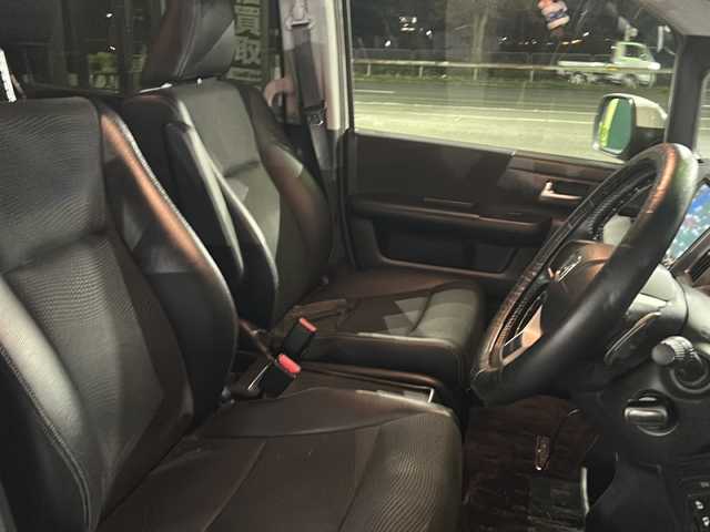 ホンダ ステップワゴン スパーダ Z クールスピリット 京都府 2013(平25)年 10.8万km ホワイトオーキッドパール 〇ワンオーナー/〇純正ナビ/〇スマートキー/〇ドライブレコーダー/〇フロアマット/両側パワースライドドア