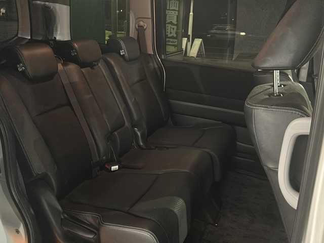 ホンダ ステップワゴン スパーダ Z クールスピリット 京都府 2013(平25)年 10.8万km ホワイトオーキッドパール 〇ワンオーナー/〇純正ナビ/〇スマートキー/〇ドライブレコーダー/〇フロアマット/両側パワースライドドア