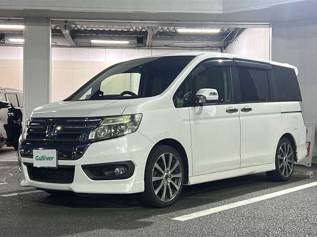 ホンダ ステップワゴン スパーダ Z クールスピリット 京都府 2013(平25)年 10.8万km ホワイトオーキッドパール 〇ワンオーナー/〇純正ナビ/〇スマートキー/〇ドライブレコーダー/〇フロアマット/両側パワースライドドア