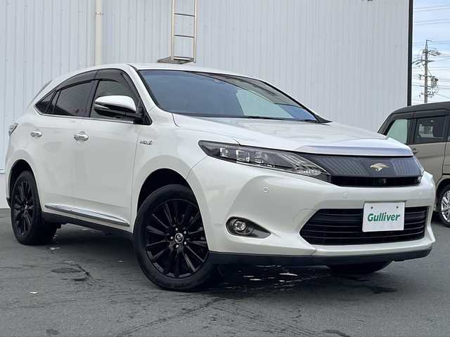 トヨタ ハリアー ハイブリッド プレミアム アドバンスドP 三重県 2015(平27)年 11.9万km ホワイトパールクリスタルシャイン 純正メーカーOPナビ/CD/DVD/フルセグTV/Bluetooth/AUX/全方位カメラ/JBLサウンド/革調シートカバー/D席パワーシート/前後ドライブレコーダー/レーンディパーチャーアラート/インテリジェントクリアランスソナー/プリクラッシュセーフティ/クルーズコントロール/パワーバックドア/純正フロアマット/ドアバイザー/プッシュスタート/純正ラゲッジマット/純正18インチアルミ