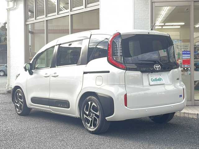 トヨタ シエンタ ハイブリッド Z 神奈川県 2023(令5)年 1万km プレシャスホワイトパール ワンオーナー/純正ディスプレイオーディオ/(FM/AM/CD/DVD/BT/USB/Miracast)/バックカメラ/フリップダウンモニター/両側パワースライドドア/レーダークルーズコントロール/ETC/レーンキープアシスト/BSM/スペアキー/衝突被害軽減ブレーキ/純正AW