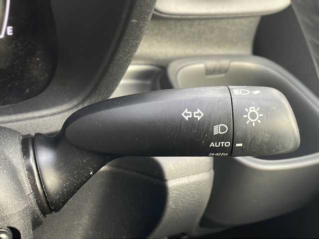 トヨタ シエンタ ハイブリッド Z 神奈川県 2023(令5)年 1万km プレシャスホワイトパール ワンオーナー/純正ディスプレイオーディオ/(FM/AM/CD/DVD/BT/USB/Miracast)/バックカメラ/フリップダウンモニター/両側パワースライドドア/レーダークルーズコントロール/ETC/レーンキープアシスト/BSM/スペアキー/衝突被害軽減ブレーキ/純正AW