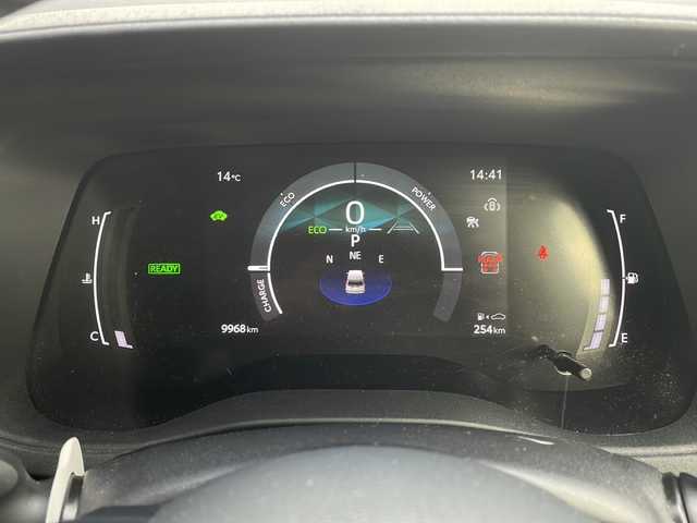 トヨタ シエンタ ハイブリッド Z 神奈川県 2023(令5)年 1万km プレシャスホワイトパール ワンオーナー/純正ディスプレイオーディオ/(FM/AM/CD/DVD/BT/USB/Miracast)/バックカメラ/フリップダウンモニター/両側パワースライドドア/レーダークルーズコントロール/ETC/レーンキープアシスト/BSM/スペアキー/衝突被害軽減ブレーキ/純正AW