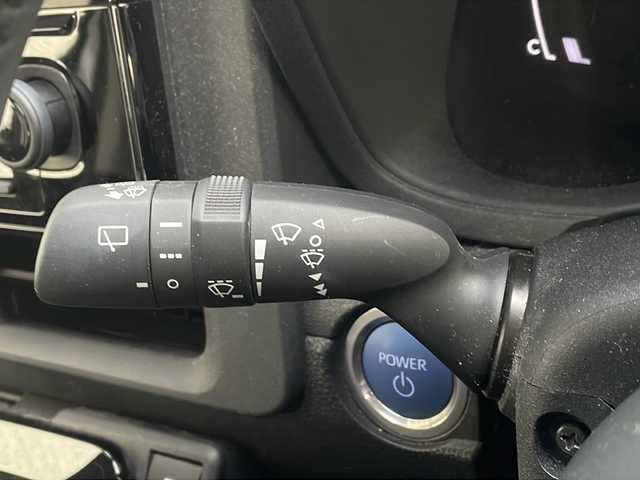 トヨタ シエンタ ハイブリッド Z 神奈川県 2023(令5)年 1万km プレシャスホワイトパール ワンオーナー/純正ディスプレイオーディオ/(FM/AM/CD/DVD/BT/USB/Miracast)/バックカメラ/フリップダウンモニター/両側パワースライドドア/レーダークルーズコントロール/ETC/レーンキープアシスト/BSM/スペアキー/衝突被害軽減ブレーキ/純正AW