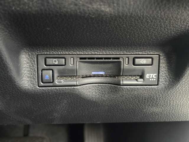 トヨタ シエンタ ハイブリッド Z 神奈川県 2023(令5)年 1万km プレシャスホワイトパール ワンオーナー/純正ディスプレイオーディオ/(FM/AM/CD/DVD/BT/USB/Miracast)/バックカメラ/フリップダウンモニター/両側パワースライドドア/レーダークルーズコントロール/ETC/レーンキープアシスト/BSM/スペアキー/衝突被害軽減ブレーキ/純正AW