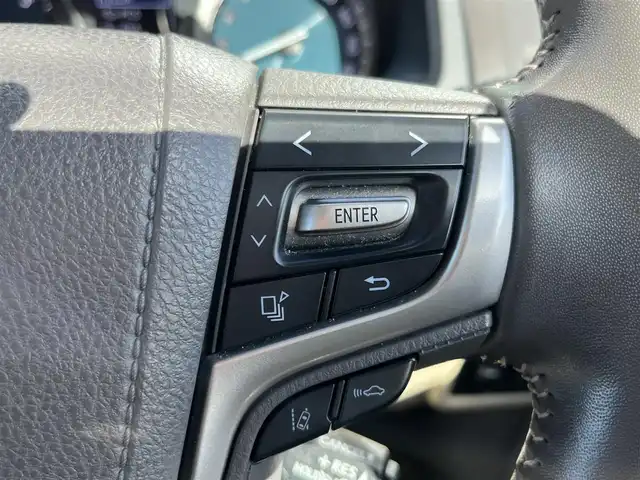 トヨタ ランドクルーザー プラド TX Lパッケージ 奈良県 2020(令2)年 2.4万km ホワイトパールクリスタルシャイン 純正９インチナビ（NSZT-Y68T）/（フルセグ／ＢＴ／ＣＤ／ＤＶＤ）/ベージュレザーシート/レーダークルーズコントロール/バックカメラ/プリクラッシュセーフティ/レーンキープアシスト/前席パワーシート/前席シートヒーター/エアーシート/LEDヘッドライト/ヘッドライトウォッシャー/ETC/純正17インチAW/保証書/取り扱い説明書/スペアキーX１