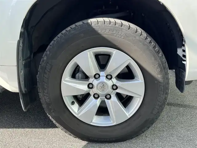 トヨタ ランドクルーザー プラド TX Lパッケージ 奈良県 2020(令2)年 2.4万km ホワイトパールクリスタルシャイン 純正９インチナビ（NSZT-Y68T）/（フルセグ／ＢＴ／ＣＤ／ＤＶＤ）/ベージュレザーシート/レーダークルーズコントロール/バックカメラ/プリクラッシュセーフティ/レーンキープアシスト/前席パワーシート/前席シートヒーター/エアーシート/LEDヘッドライト/ヘッドライトウォッシャー/ETC/純正17インチAW/保証書/取り扱い説明書/スペアキーX１