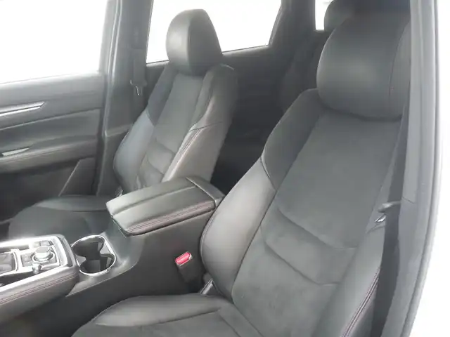 マツダ ＣＸ－８ XD ブラックトーンエディション 神奈川県 2022(令4)年 3.7万km スノーフレイクホワイトパールマイカ 4WD/メーカーOPルーフレール/メーカーOPサイドシルプロテクター/純正SDナビ　フルセグTV/（Bluetooth/USBx2/スマートフォン連携）/360°ビューモニター/クリアランスソナー/パワーバックドア/レーダークルーズ/ハーフレザーシート/前席/2列目シートヒーター/前席パワーシート（運転席メモリー付）/純正前後ドライブレコーダー/ステアリングヒーター/アドバンスドスマートシティブレーキ/ブラインドスポット/スマートブレーキサポート/レーンキープアシスト/アダプティブLEDヘッドランプ/アクティブドライビングディスプレイ/交通標識認識システム/ドライバーアテンションアラート/車線逸脱警報システム/ワイヤレス充電器/2列目3列目USB充電端子/アドバンストキーx2/リアドアサンシェード/ETC/取説書/保証書/点検記録（全てマツダディーラーで実施）/  R4/12　R5/9  R6/2/ R6/8  R7/2