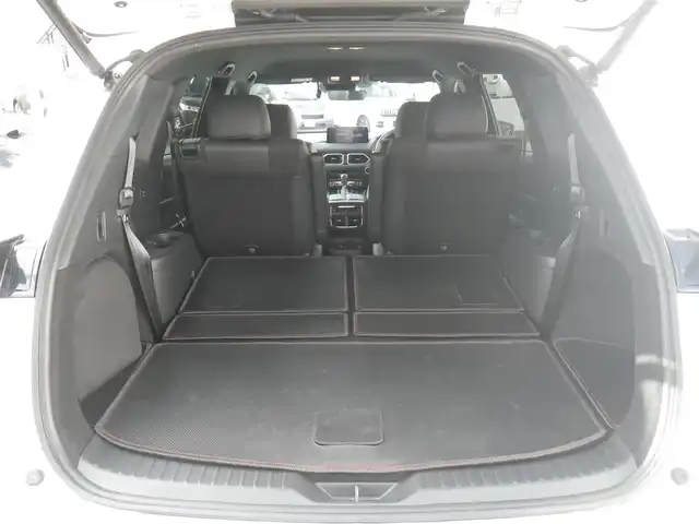 マツダ ＣＸ－８ XD ブラックトーンエディション 神奈川県 2022(令4)年 3.7万km スノーフレイクホワイトパールマイカ 4WD/メーカーOPルーフレール/メーカーOPサイドシルプロテクター/純正SDナビ　フルセグTV/（Bluetooth/USBx2/スマートフォン連携）/360°ビューモニター/クリアランスソナー/パワーバックドア/レーダークルーズ/ハーフレザーシート/前席/2列目シートヒーター/前席パワーシート（運転席メモリー付）/純正前後ドライブレコーダー/ステアリングヒーター/アドバンスドスマートシティブレーキ/ブラインドスポット/スマートブレーキサポート/レーンキープアシスト/アダプティブLEDヘッドランプ/アクティブドライビングディスプレイ/交通標識認識システム/ドライバーアテンションアラート/車線逸脱警報システム/ワイヤレス充電器/2列目3列目USB充電端子/アドバンストキーx2/リアドアサンシェード/ETC/取説書/保証書/点検記録（全てマツダディーラーで実施）/  R4/12　R5/9  R6/2/ R6/8  R7/2