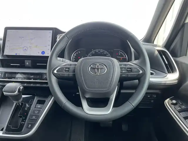 トヨタ ヴォクシー S－Z 福岡県 2023(令5)年 3.7万km ホワイトパールクリスタルシャイン トヨタセーフティセンス搭載/純正10.5インチディスプレイオーディオナビ/（BT/USB/HDMI/Miracast/FM/AM）/フルセグTV/バックカメラ/ビルトインETC2.0/ステアリングスイッチ/ドライブレコーダー前後/両側パワースライドドア/シートヒーター（D＋N）/ハーフレザシート/純正フロアマット/純正アルミホイール/ドアバイザー/プッシュスタート/スマートキー/取扱説明書