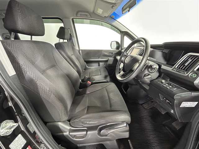 ホンダ ステップワゴン スパーダ Z 佐賀県 2010(平22)年 14.7万km プレミアムブラキッシュパール 純正7インチナビ/CD/DVD/MSV/バックカメラ /ビルトインETC/両側パワースライドドア/パドルシフト/純正16インチアルミホイール/純正フロアマット/HIDライト/フォグライト /オートライト/スマートキー/スペアキー