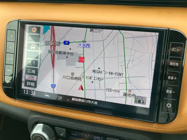 日産 キックス X ツートーンインテリアED 静岡県 2020(令2)年 4.4万km ラディアントレッド インテリジェントエマージェンシーブレーキ/日産オリジナル９型ナビ（MM320D-L）/　AM FM CD DVD　Bluetooth SD　MUSICSTOCKER/フルセグTV/ナビ連動ドライブレコーダー（DH5-D）/アラウンドビューモニター/側方支援/前席シートヒーター/電動パーキングブレーキ/オートブレーキホールド/ステアリングヒーター/デジタルインナーミラー/LEDヘッドライト/充電用USBポート×2/インテリキー×2本/ETC/プロパイロット