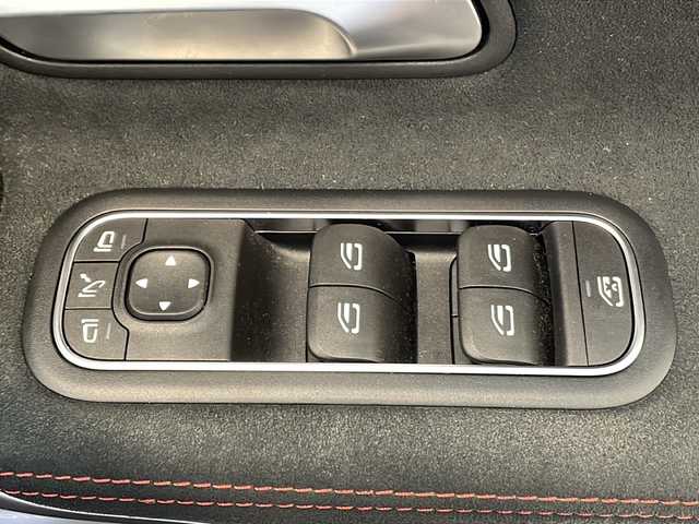 メルセデス・ベンツ Ｍ・ベンツ Ａ２００ｄ AMGライン 岐阜県 2019(令1)年 5.8万km マウンテングレー アクティブステアリングアシスト/アクティブレーンキープアシスト/道路標識アシスト/アクティブブレーキ/アクティブブラインドスポットアシスト/アテンションアシスト/レーンチェンジアシスト/インテリジェントライトシステム/ディストロニック・プラス/ロケイタ―ライティング/音声アシスト/置くだけ充電/アイドリングストップ/パドルシフト/電子パーキング/セレクトレバー/ハーフレザー/パワーシート/シートヒーター/ドライブレコーダー/ビルトインETC2.0/LEDヘッドライト