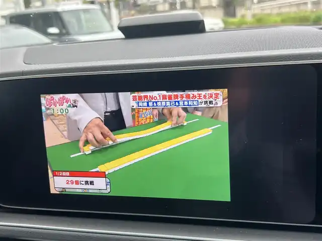 メルセデス・ベンツ Ｍ・ベンツ ＧＬＥ４００ｄ 4MATIC スポーツ 京都府 2023(令5)年 1.3万km オブシディアンブラック  キーレスゴー/ 4WD/ ディーゼルツインターボ/ パノラミックスライディングルーフ/ レーダーセーフティパッケージ/ ブルメスターサラウンドサウンドシステム/ 黒本革シート/・　前席・２列目席シートヒーター/・　前席シートベンチレーター/・　前席・２列目パワーシート/ 12.3インチコックピットディスプレイ/・　ヘッドアップディスプレイ/ 12.3インチワイドディスプレイ/・　全方位カメラ/・　車載ナビ/・　フルセグTV/BTオーディオ/ アルパイン後席ヘッドレストモニター２個/ アルパインデジタルインナーミラー型ドラレコ/  ETC2.0/ 革巻ステアリング/ パドルシフト/  パワーバックドア・フットトランクオープナー/ ルーフレール/ サイドステップ/ 純正20インチアルミ/ スペアキー/ 新車時保証/ 車両取説