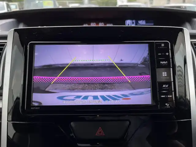 ダイハツ タント X ターボ SAⅢ 三重県 2017(平29)年 7.3万km ファイアークォーツレッドM 純正ナビ（Bluetooth/AM/FM/SD/CD/DVD/地デジTV）/純正ナビ装着用アップグレードパック（バックカメラ/6スピーカー/オーディオステアリングスイッチ/GPSアンテナ）/ETC/運転席シートヒーター/パワースライドドア（助手席側）/スライドドアイージークローザー（運転席側）/スマートアシスト3(衝突回避支援ブレーキ/衝突警報(対車両・歩行者)/車線逸脱警報/誤発進抑制制御/先行車発進お知らせ/オートハイビーム/リアコーナーセンサー/VSC/TRC)/ブラックインテリアパック（ブラック内装/中央エアコン吹き出し口シルバー加飾/エアコン吹き出し口ノブメッキ加飾/前席メッキインサイドドアハンドル/SRSサイドエアバック/ブラックファブリックシート）/eco IDLEシステム（アイドリングストップ機構）/フロントフォグランプ/自発光式アナログメーター/マルチインフォメーションディスプレイ/エコドライブアシスト照明/プレミアムシャインブラックセンターパネル/オートエアコン/リアヒーターダクト/スペアキー