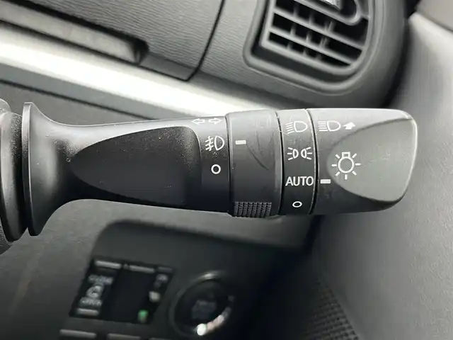 ダイハツ タント X ターボ SAⅢ 三重県 2017(平29)年 7.3万km ファイアークォーツレッドM 純正ナビ（Bluetooth/AM/FM/SD/CD/DVD/地デジTV）/純正ナビ装着用アップグレードパック（バックカメラ/6スピーカー/オーディオステアリングスイッチ/GPSアンテナ）/ETC/運転席シートヒーター/パワースライドドア（助手席側）/スライドドアイージークローザー（運転席側）/スマートアシスト3(衝突回避支援ブレーキ/衝突警報(対車両・歩行者)/車線逸脱警報/誤発進抑制制御/先行車発進お知らせ/オートハイビーム/リアコーナーセンサー/VSC/TRC)/ブラックインテリアパック（ブラック内装/中央エアコン吹き出し口シルバー加飾/エアコン吹き出し口ノブメッキ加飾/前席メッキインサイドドアハンドル/SRSサイドエアバック/ブラックファブリックシート）/eco IDLEシステム（アイドリングストップ機構）/フロントフォグランプ/自発光式アナログメーター/マルチインフォメーションディスプレイ/エコドライブアシスト照明/プレミアムシャインブラックセンターパネル/オートエアコン/リアヒーターダクト/スペアキー