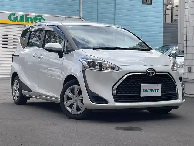 トヨタ シエンタ G 道央・札幌 2019(令1)年 4.6万km ホワイトパールクリスタルシャイン 純正SDナビ(フルセグ、FM、AM、CD、DVD、BT、SD)/両側パワースライドドア/バックカメラ/プリクラッシュセーフティー/レーンディパーチャーアラート/パーキングサポートブレーキ/コーナーセンサー(F/R)/オートマチックハイビーム/アイドリングストップ/ステアリングスイッチ/3列シート/純正ドライブレコーダー/プッシュスタート/ETC/保証書、取説有/スペアキー×1
