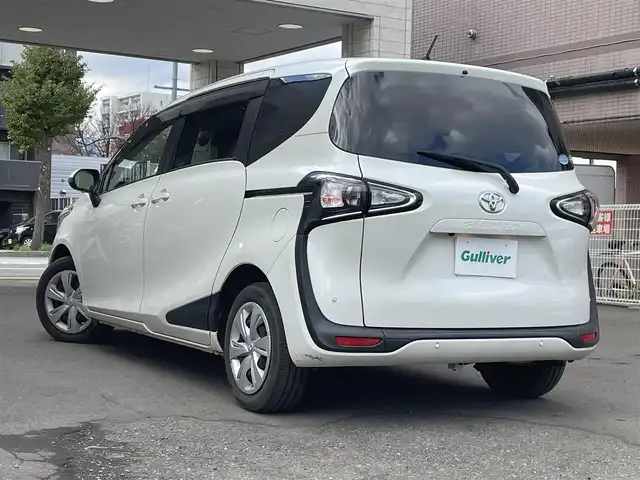トヨタ シエンタ G 道央・札幌 2019(令1)年 4.6万km ホワイトパールクリスタルシャイン 純正SDナビ(フルセグ、FM、AM、CD、DVD、BT、SD)/両側パワースライドドア/バックカメラ/プリクラッシュセーフティー/レーンディパーチャーアラート/パーキングサポートブレーキ/コーナーセンサー(F/R)/オートマチックハイビーム/アイドリングストップ/ステアリングスイッチ/3列シート/純正ドライブレコーダー/プッシュスタート/ETC/保証書、取説有/スペアキー×1