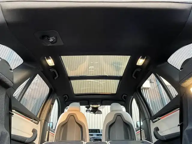 ＢＭＷ Ｘ１ xDrive 20i Xライン 青森県 2016(平28)年 5.5万km グレー 純正HDDナビ/(CD/DVD/Bluetooth/AM/FM)/USB入力端子/バックカメラ/電動パノラマサンルーフ/ドライビングアシスト/・車線逸脱警報システム/・衝突回避/・衝突軽減ブレーキ/パーキングアシスト/クルーズコントロール/LEDヘッドライト/オートライト/レザーシート/シートヒーター/パークディスタンスコントロール/純正19インチAW/オートマチックデールゲート/ドライブレコーダー/ミラー一体型ETC/ルーフレール/スマートキー/スペアキー/純正フロアマット/チェスナットブロンズカラー(C29)