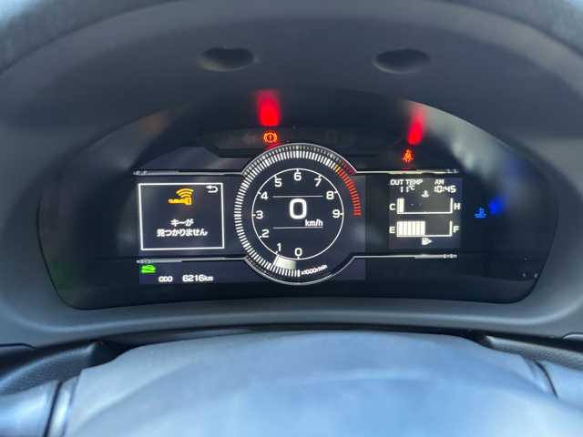 トヨタ ＧＲ８６ RZ 福岡県 2024(令6)年 0.7万km クリスタルホワイトパール 純正ナビ/Bluetooth/TV(フルセグ）/AM/FM/USB/iPod/SD/DISC/ハンズフリー/クルーズコントロール/オートライト/電動格納ミラー/横すべり/プリクラッシュ/レーン逸脱警報システム/シートヒーター（D/N)/レーンキープアシスト/プッシュスタート