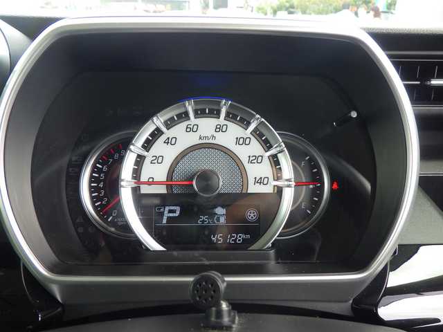 スズキ スペーシア カスタム HYBRID XS 千葉県 2020(令2)年 4.6万km ブルーイッシュブラックパール3 165/55R15/スズキセーフティサポート/両側パワースライドドア/ハーフレザーシート/運転席シートヒーター/カロッツェリアディスプレイオーディオ/【Bluetooth接続】/革巻きステアリング/ステアリングスイッチ/ETC/LEDヘッドライト/フォグライト/ウインカーミラー/リアコーナーセンサー/純正15インチアルミホイル/サイドエアバッグ/携帯リモコン