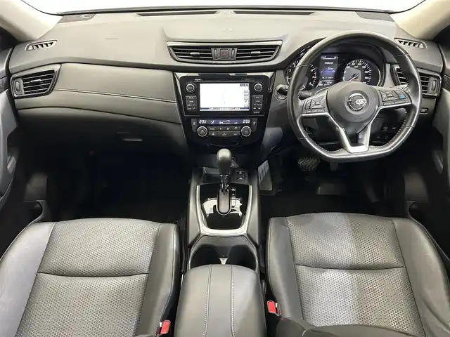 日産 エクストレイル 20Xi 愛媛県 2018(平30)年 3万km ブリリアントホワイトパール ・プロパイロット/・純正メモリーナビ/・フルセグテレビ/Bluetooth/USB/・アラウンドビューモニター/・デジタルインナーミラー/・カプロンシート/・シートヒーター/・ドライブレコーダー/・ETC/・LEDヘッドライト/・オートヘッドライト/・フォグランプ/・ルーフレール/・電動リアゲート