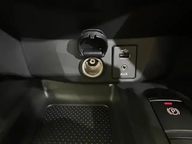 日産 エクストレイル 20Xi 愛媛県 2018(平30)年 3万km ブリリアントホワイトパール ・プロパイロット/・純正メモリーナビ/・フルセグテレビ/Bluetooth/USB/・アラウンドビューモニター/・デジタルインナーミラー/・カプロンシート/・シートヒーター/・ドライブレコーダー/・ETC/・LEDヘッドライト/・オートヘッドライト/・フォグランプ/・ルーフレール/・電動リアゲート