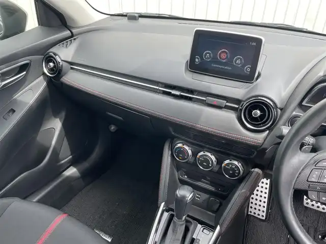 マツダ デミオ 富山県 2015(平27)年 7.4万km グレー ４ＷＤ／/マツダコネクトナビ／/フルセグＴＶ／/Ｂｌｕｅｔｏｏｔｈ／/ＤＶＤ再生／/ビルトインＥＴＣ／/クルーズコントロール／/ブラインドスポットモニター／/ヘッドアップディスプレイ／/衝突軽減ブレーキ／/ＬＥＤオートライト/ＬＥＤフォグライト
