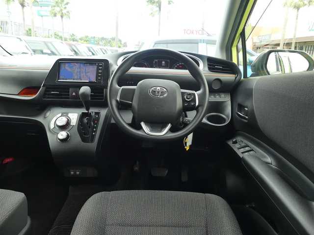トヨタ シエンタ ハイブリッド X 愛知県 2020(令2)年 4.7万km ブラックマイカ/エアーイエロー 2トーン Toyota Safety Sense/・プリクラッシュセーフティ/・レーンディパーチャーアラート/・オートハイビーム/左パワースライドドア/右イージークローザードア/純正SDナビ/地デジTV/【CD再生機能　Bluetooth接続】/バックカメラ/ETC/HIDヘッドライト/ウインカーミラー/クリアランスソナー/スマートキー