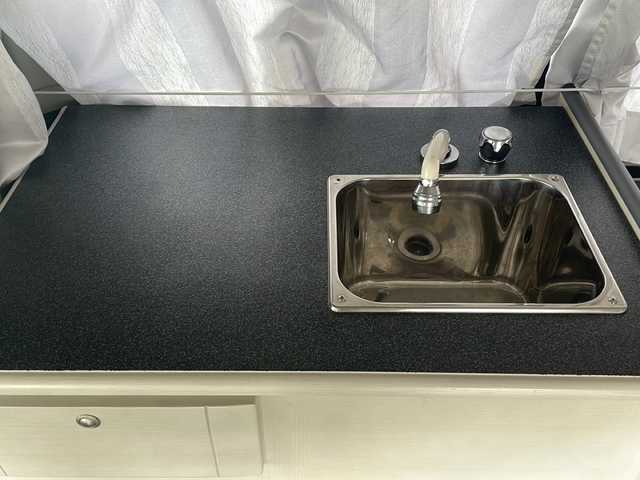 トヨタ ハイエース GL 福岡県 2012(平24)年 6.7万km ホワイト Panasonic製ナビ（CN-MW240D）/（AM/FM/CD/DVD/ワンセグTV）/片側スライドドア/ETC/後付けカーテン/電動格納ミラー/AC100V/ドアバイザー/オートライト/ABS/社外15インチアルミホイール/スペアキー×１/保証書/取扱説明書