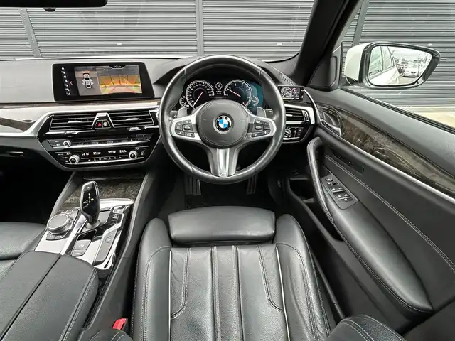 ＢＭＷ ５２３ｄ Mスポーツ 茨城県 2017(平29)年 6.3万km アルピンホワイトⅢ ハイラインP /黒革 /シ-トヒーター /360°C /ナビ /TV /ドライビングアシストプラス /ACC /LDW /LCW /CTW /アダプティブLED /パワートランク /パドルシフト /ETC2.0 /純正19インチAW /メモリー付パワーシート /ドラレコ /禁煙車