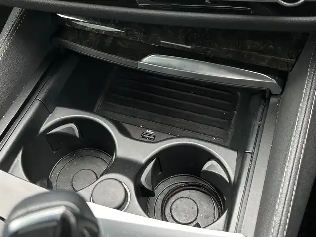 ＢＭＷ ５２３ｄ Mスポーツ 茨城県 2017(平29)年 6.3万km アルピンホワイトⅢ ハイラインP /黒革 /シ-トヒーター /360°C /ナビ /TV /ドライビングアシストプラス /ACC /LDW /LCW /CTW /アダプティブLED /パワートランク /パドルシフト /ETC2.0 /純正19インチAW /メモリー付パワーシート /ドラレコ /禁煙車