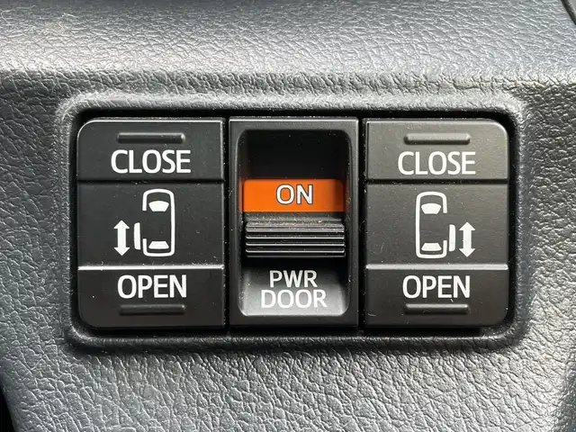 トヨタ シエンタ G 神奈川県 2016(平28)年 7.9万km ホワイトパールクリスタルシャイン 純正ＳＤナビ　/フルセグＴＶ　/両側パワースライドドア　/バックカメラ　/ＥＴＣ２．０　/レーンキープアシスト/モデリスタエアロ　/純正アルミホイール　/プッシュスタート　/スマートキー　/電動格納ミラー　/衝突被害軽減システム