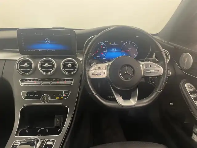 メルセデス・ベンツ Ｃ２２０ｄ ワゴン ローレウスエディション 岡山県 2019(令1)年 3.4万km イリジウムシルバー レザーエクスクルーシブパッケージ/スポーツプラスパッケージ/パノラマガラスサンルーフ/Burmester/純正ナビ/360°カメラ/パフュームアトマイザー/ヘッドアップディスプレイ/アダクティブクルーズコントロール/本革シート/シートヒーター（D/N）/エアシート（D/N）/パワーテールゲート/ETC/フルセグTV/USB/SD/Bluetooth/ハンドルカバー/エレクトロニック・スタビリティ・プログラム/道路標識アシスト/アダクティブブレーキアシスト/アテンションアシスト/レーンチェンジアシスト/BSA/ダイナミックセレクト/アンビエントライト/インテリジェントLED/ロケイターライティング
