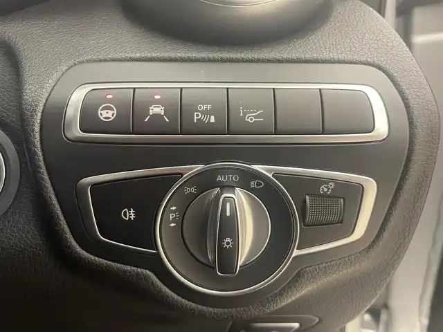 メルセデス・ベンツ Ｃ２２０ｄ ワゴン ローレウスエディション 岡山県 2019(令1)年 3.4万km イリジウムシルバー レザーエクスクルーシブパッケージ/スポーツプラスパッケージ/パノラマガラスサンルーフ/Burmester/純正ナビ/360°カメラ/パフュームアトマイザー/ヘッドアップディスプレイ/アダクティブクルーズコントロール/本革シート/シートヒーター（D/N）/エアシート（D/N）/パワーテールゲート/ETC/フルセグTV/USB/SD/Bluetooth/ハンドルカバー/エレクトロニック・スタビリティ・プログラム/道路標識アシスト/アダクティブブレーキアシスト/アテンションアシスト/レーンチェンジアシスト/BSA/ダイナミックセレクト/アンビエントライト/インテリジェントLED/ロケイターライティング