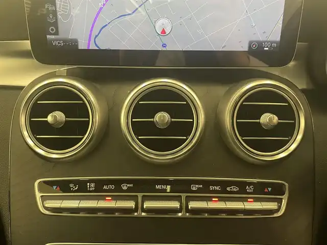 メルセデス・ベンツ Ｃ２２０ｄ ワゴン ローレウスエディション 岡山県 2019(令1)年 3.4万km イリジウムシルバー レザーエクスクルーシブパッケージ/スポーツプラスパッケージ/パノラマガラスサンルーフ/Burmester/純正ナビ/360°カメラ/パフュームアトマイザー/ヘッドアップディスプレイ/アダクティブクルーズコントロール/本革シート/シートヒーター（D/N）/エアシート（D/N）/パワーテールゲート/ETC/フルセグTV/USB/SD/Bluetooth/ハンドルカバー/エレクトロニック・スタビリティ・プログラム/道路標識アシスト/アダクティブブレーキアシスト/アテンションアシスト/レーンチェンジアシスト/BSA/ダイナミックセレクト/アンビエントライト/インテリジェントLED/ロケイターライティング