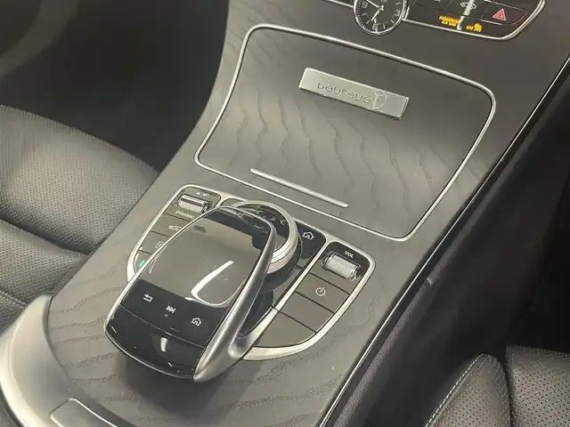 メルセデス・ベンツ Ｃ２２０ｄ ワゴン ローレウスエディション 岡山県 2019(令1)年 3.4万km イリジウムシルバー レザーエクスクルーシブパッケージ/スポーツプラスパッケージ/パノラマガラスサンルーフ/Burmester/純正ナビ/360°カメラ/パフュームアトマイザー/ヘッドアップディスプレイ/アダクティブクルーズコントロール/本革シート/シートヒーター（D/N）/エアシート（D/N）/パワーテールゲート/ETC/フルセグTV/USB/SD/Bluetooth/ハンドルカバー/エレクトロニック・スタビリティ・プログラム/道路標識アシスト/アダクティブブレーキアシスト/アテンションアシスト/レーンチェンジアシスト/BSA/ダイナミックセレクト/アンビエントライト/インテリジェントLED/ロケイターライティング