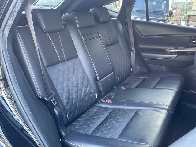 トヨタ ハリアー エレガンス 福岡県 2015(平27)年 15.3万km ブラック ＡＬＰＩＮＥ製ナビ【ＥＸ９－ＨＡ】/　Ｂｌｕｅｔｏｏｔｈ／フルセグＴＶ／ＣＤ／ＤＶＤ／ラジオ　/運転席パワーシート　/ハーフレザーシート　/バックカメラ　/ＭＴモード付ＡＴ車　/カーテンエアバッグ/ロクサーニ製20インチアルミホイール/スマートキー/プッシュスタート/フロアマット/横滑り防止装置/オートライト/保証書/取扱説明書