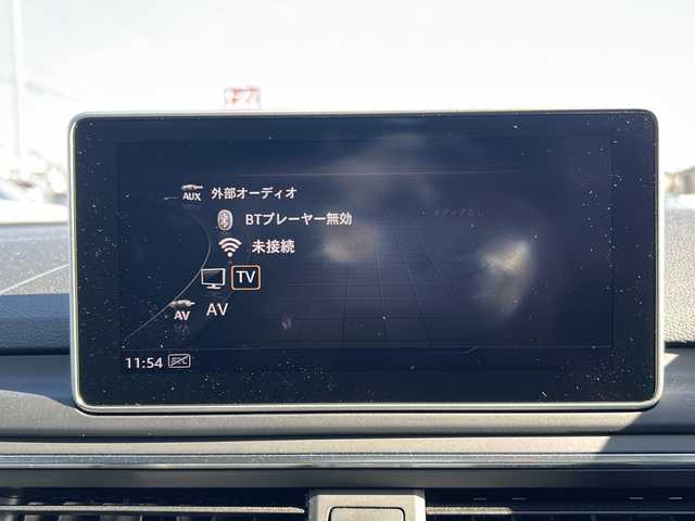 アウディ Ａ４ 2．0TFSI 栃木県 2016(平28)年 4.7万km 白 MMIナビ（Multi Media Interface）/Bluetooth/TV/CD/DVD/AUX/ドライブレコーダー/ETC/アウディプレセンスシティ/アダプティブクルーズコントロール/トラフィックジャムアシスト/アウディアクティブレーンアシスト/アウディサイドアシスト/リアビューカメラ/パーキングアシスト/電動パーキング/オートオールド/パドルシフト/電動パワーバックドア/ルーフレール/ウィンカーミラー/LEDヘッドライト/プッシュスタート/スマートキー(スペアキー有)