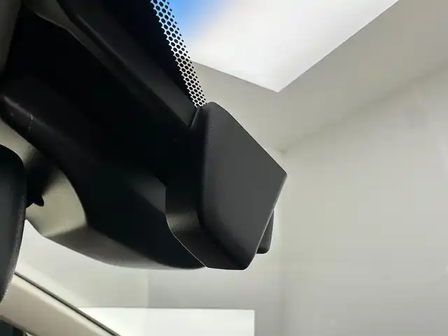 レクサス ＮＸ 300 バージョンL 兵庫県 2018(平30)年 7万km ソニッククォーツ 純正メモリナビ(CD/DVD/SD/Bluetooth/フルセグ)/バックカメラ/社外20インチアルミホイール/ダウンサス/コーナーセンサー/レザーシート/パワーシート/シートヒーター/エアシート/ステアリングヒーター/パワーバックドア/パドルシフト/前後ドライブレコーダー/純正フロアマット/オートライト/LEDヘッドライト/LEDフォグライト/ビルトインETC/ブラインドスポットモニター/追従型クルーズコントロール/アイドリングストップ/スペアキー/カードキー