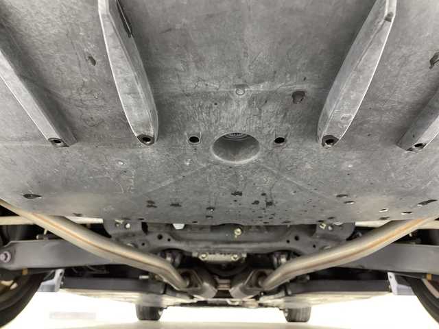 トヨタ クラウン ハイブリッド RS アドバンス 福岡県 2019(令1)年 4万km プレシャスブラックパール 禁煙車/サンルーフ/純正ナビゲーション/フルセグテレビ/全方位モニター/ドライブレコーダー前後/LEDヘッドライト/ハンドルヒーター/ブラインドスポットモニター/パワーシート/パーキングアシスト/ステアリングスイッチ/シートヒーター/シートクーラー/スマートキー/プッシュスタートエンジン