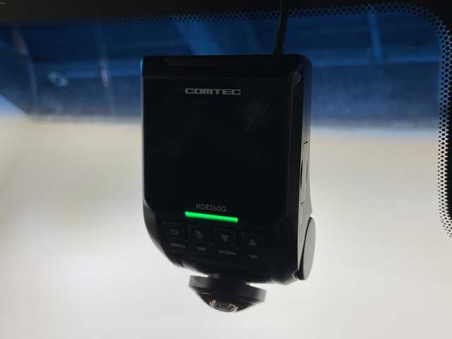 トヨタ クラウン ハイブリッド RS アドバンス 福岡県 2019(令1)年 4万km プレシャスブラックパール 禁煙車/サンルーフ/純正ナビゲーション/フルセグテレビ/全方位モニター/ドライブレコーダー前後/LEDヘッドライト/ハンドルヒーター/ブラインドスポットモニター/パワーシート/パーキングアシスト/ステアリングスイッチ/シートヒーター/シートクーラー/スマートキー/プッシュスタートエンジン