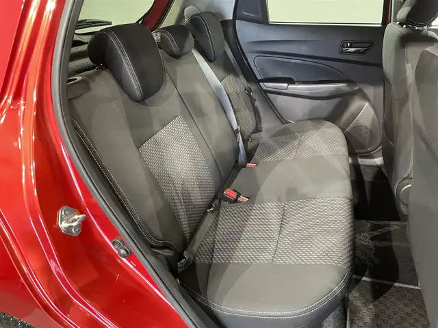 スズキ スイフト RSt 愛知県 2018(平30)年 2.8万km バーニングレッドPM カロッツェリア８インチＳＤナビ　/（Bluetooth/フルセグTV/CD・DVD再生/FM/AM/SD)/シートヒーター　/レーダークルーズコントロール　/衝突軽減ブレーキ　/ビルトインＥＴＣ　/ドライブレコーダー　/バックカメラ　/パドルシフト　/ＬＥＤヘッドライト　/純正フロアマット　/フォグランプ