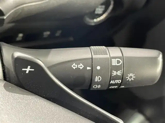 スズキ スイフト RSt 愛知県 2018(平30)年 2.8万km バーニングレッドPM カロッツェリア８インチＳＤナビ　/（Bluetooth/フルセグTV/CD・DVD再生/FM/AM/SD)/シートヒーター　/レーダークルーズコントロール　/衝突軽減ブレーキ　/ビルトインＥＴＣ　/ドライブレコーダー　/バックカメラ　/パドルシフト　/ＬＥＤヘッドライト　/純正フロアマット　/フォグランプ