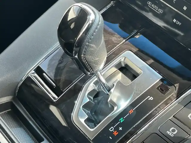 トヨタ アルファード S Cパッケージ 熊本県 2020(令2)年 4.7万km ブラック ディスプレイオーディオ/・AM/FM/USB/BT/フルセグTV/・バックカメラ/１２．１型フリップダウンモニター/トヨタセーフティセンス/・プリクラッシュセーフティ/・レーントレーシングアシスト/・クリアランスソナー/・パーキングサポートブレーキ/・ロードサインアシスト/・オートマチックハイビーム/ＴＲＤフルエアロ/レーダークルーズコントロール/パワーバックドア/両側電動スライドドア/ウッドコンビステアリング/・ステアリングヒーター/・ステアリングリモコン/前後ドライブレコーダー/ビルトインＥＴＣ2.0/黒革シート/・Dメモリシート/・D/Nパワーシート/・D/Nシートヒーター/・D/Nシートクーラー/電動パーキング/オートホールド/スマートキー/スペアキー/プッシュスタート/社外フロアマット/純正ドアバイザー/純正アルミホイール