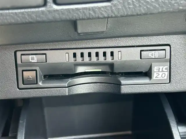 トヨタ アルファード S Cパッケージ 熊本県 2020(令2)年 4.7万km ブラック ディスプレイオーディオ/・AM/FM/USB/BT/フルセグTV/・バックカメラ/１２．１型フリップダウンモニター/トヨタセーフティセンス/・プリクラッシュセーフティ/・レーントレーシングアシスト/・クリアランスソナー/・パーキングサポートブレーキ/・ロードサインアシスト/・オートマチックハイビーム/ＴＲＤフルエアロ/レーダークルーズコントロール/パワーバックドア/両側電動スライドドア/ウッドコンビステアリング/・ステアリングヒーター/・ステアリングリモコン/前後ドライブレコーダー/ビルトインＥＴＣ2.0/黒革シート/・Dメモリシート/・D/Nパワーシート/・D/Nシートヒーター/・D/Nシートクーラー/電動パーキング/オートホールド/スマートキー/スペアキー/プッシュスタート/社外フロアマット/純正ドアバイザー/純正アルミホイール