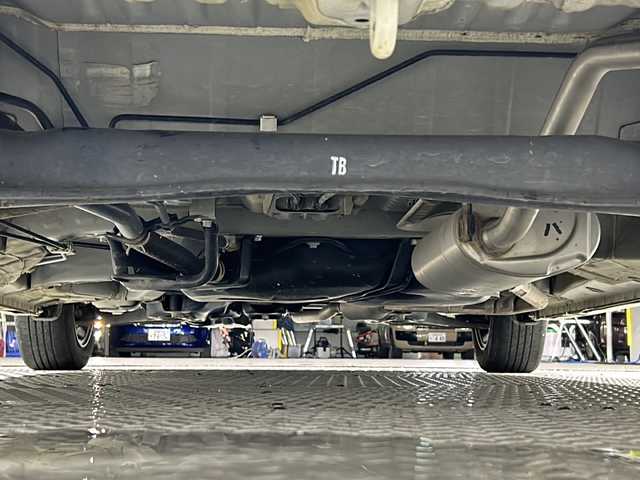 ホンダ Ｎ ＢＯＸ カスタム G EX ホンダセンシング 沖縄県 2020(令2)年 5.6万km プラチナホワイトパール 県外仕入/禁煙車/純正SDナビ/DVD/CD/SD/BT/フルセグ/ラジオ/バックカメラ/片側パワースライドドア/ビルトインETC/ホンダセンシング/衝突軽減ブレーキ/レーンキープアシスト/アダプティブクルーズコントロール/コーナーセンサー/前席シートヒーター/LEDヘッドライト/オートライト/純正15インチAW/純正フロアマット/純正サンシェード/プッシュスタート/スマートキー